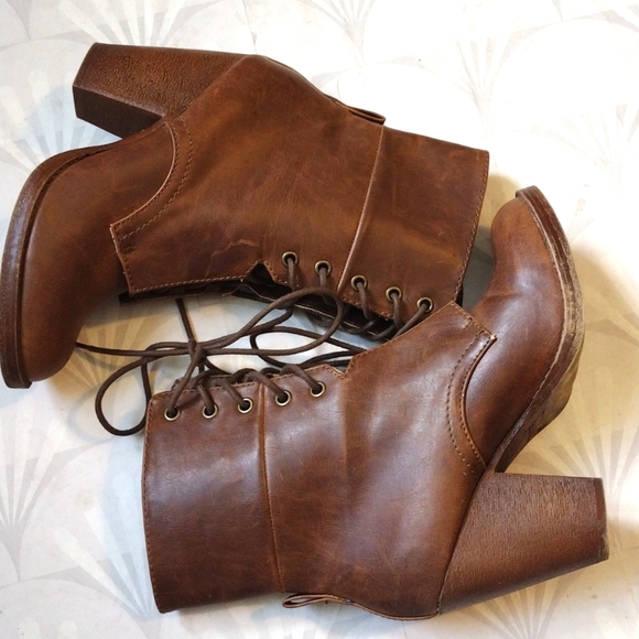 London rebel Baldwin lace up boot - Picture 3 of 8